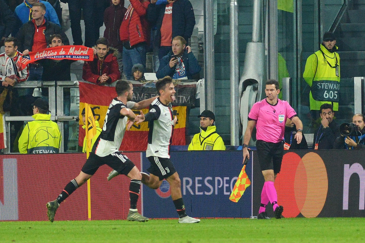 Dybala o najljepšem golu u karijeri: "Pjanić mi je govorio da šutiram drugačije..." Dybala o najljepšem golu u karijeri: "Pjanić mi je govorio da šutiram drugačije..."