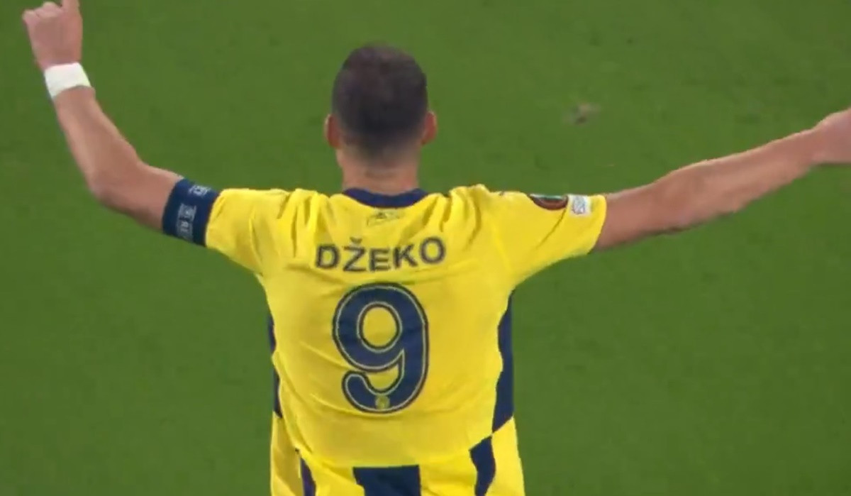 Edin Džeko zabio i Anderlehtu, bacio turskog komentatora u delirijum! Edin Džeko zabio i Anderlehtu, bacio turskog komentatora u delirijum!
