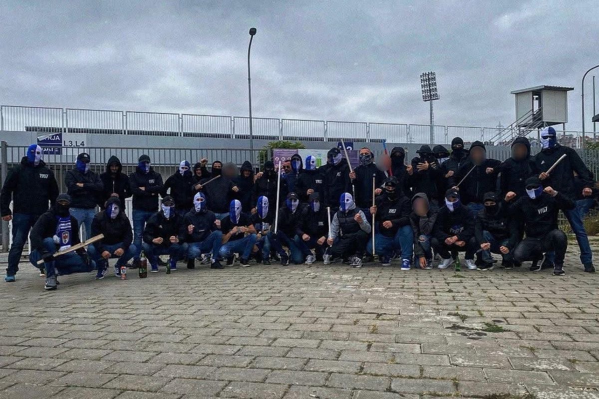Haotične scene na Kosovu - Žestoki momci su došli u grad i počeli divljati