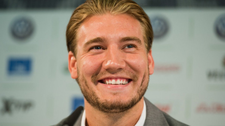'Show' u najavi: Bendtner najavio da želi postati trener