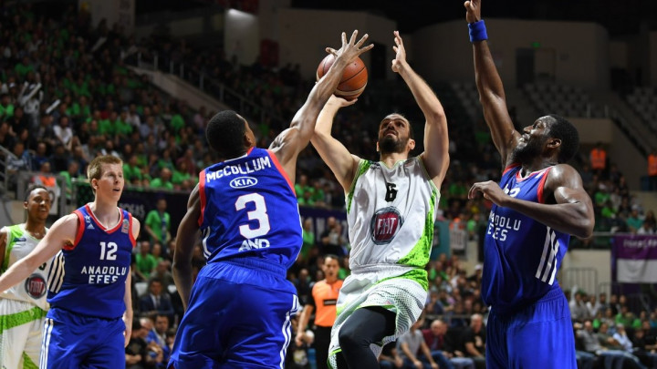 NBA zvijezda došla gledati brata u Efesu, a vidio je pravu katastrofu