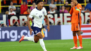 Gordi Albion "raste", hoće li se fudbal vratiti kući?