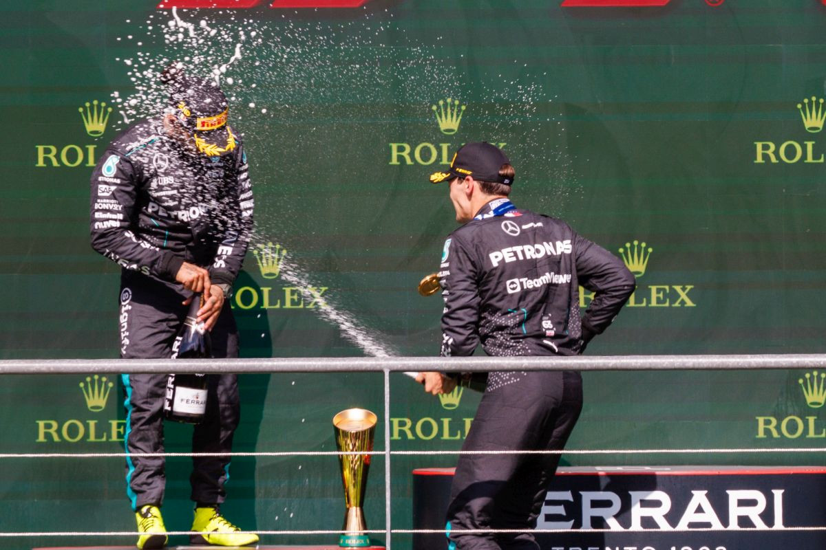 Russel diskvalifikovan: Hamiltonu pobjeda, profitirao i Ricciardo Russel diskvalifikovan: Hamiltonu pobjeda, profitirao i Ricciardo