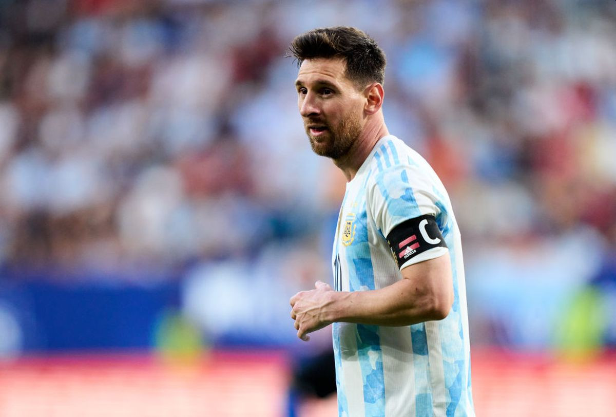 PSG nudi novi ugovor, Barcelona ga želi nazad: Poznato kada Messi donosi odluku! PSG nudi novi ugovor, Barcelona ga želi nazad: Poznato kada Messi donosi odluku!
