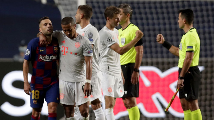 AS je odlučio dodatno poniziti Barcelonu: Devetorici 'nula' za sinoćnju izvedbu