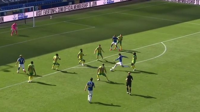 James zabio fantastičan debitantski gol za Everton