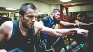 Posebna vrsta - Postoji Nurmagomedov protiv kojeg apsolutno niko ne smije ući u kavez