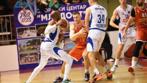 Budućnost "od gotovog napravila veresiju", pa spašavala pobjedu, Kamenjaš ponovo dvocifren