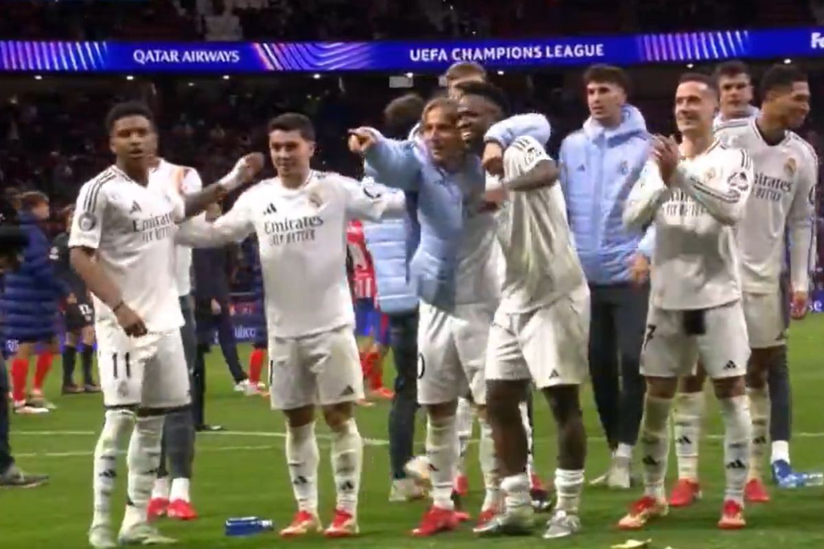 Nezaboravna scena: Luka Modrić pokazuje prema tribinama i potom nastaje haos među igračima Reala