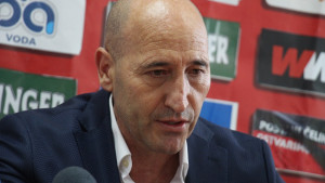 Adnan Örnek ne može s klupe predvoditi Čelik 