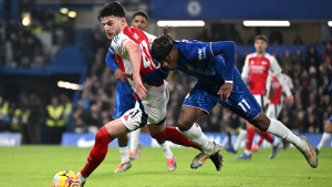 Nestvarni promašaji Arsenala i remi u velikom derbiju Londona!