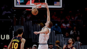 Čak i novinarka koja mu se divi ostala bez teksta zbog onoga što Jokić radi poslije svakog treninga!