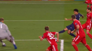 Neuer je čudo među stativama