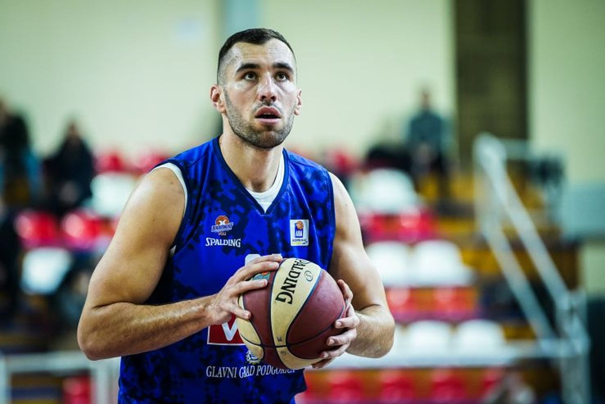 Budućnost trasirala put u finale Kupa Crne Gore, Kamenjaš na pragu triple-double učinka! Budućnost trasirala put u finale Kupa Crne Gore, Kamenjaš na pragu triple-double učinka!