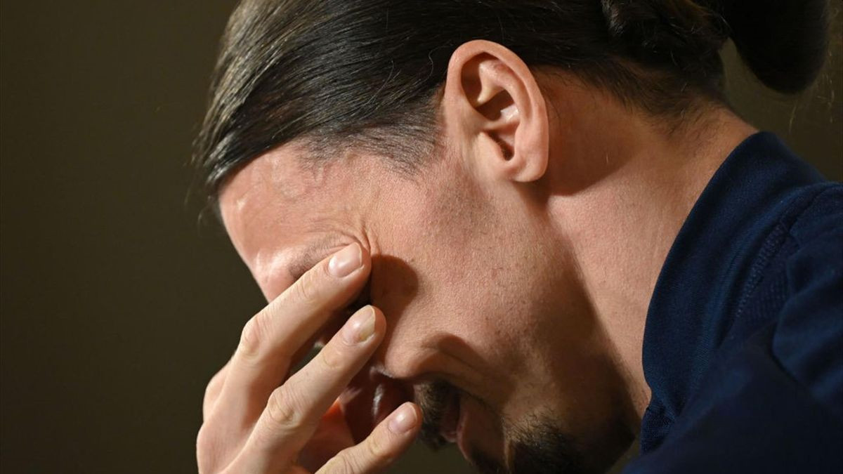 Danima ne izlazi iz kuće, prikovan je za krevet: Nikad teži dani u životu za Zlatana Ibrahimovića