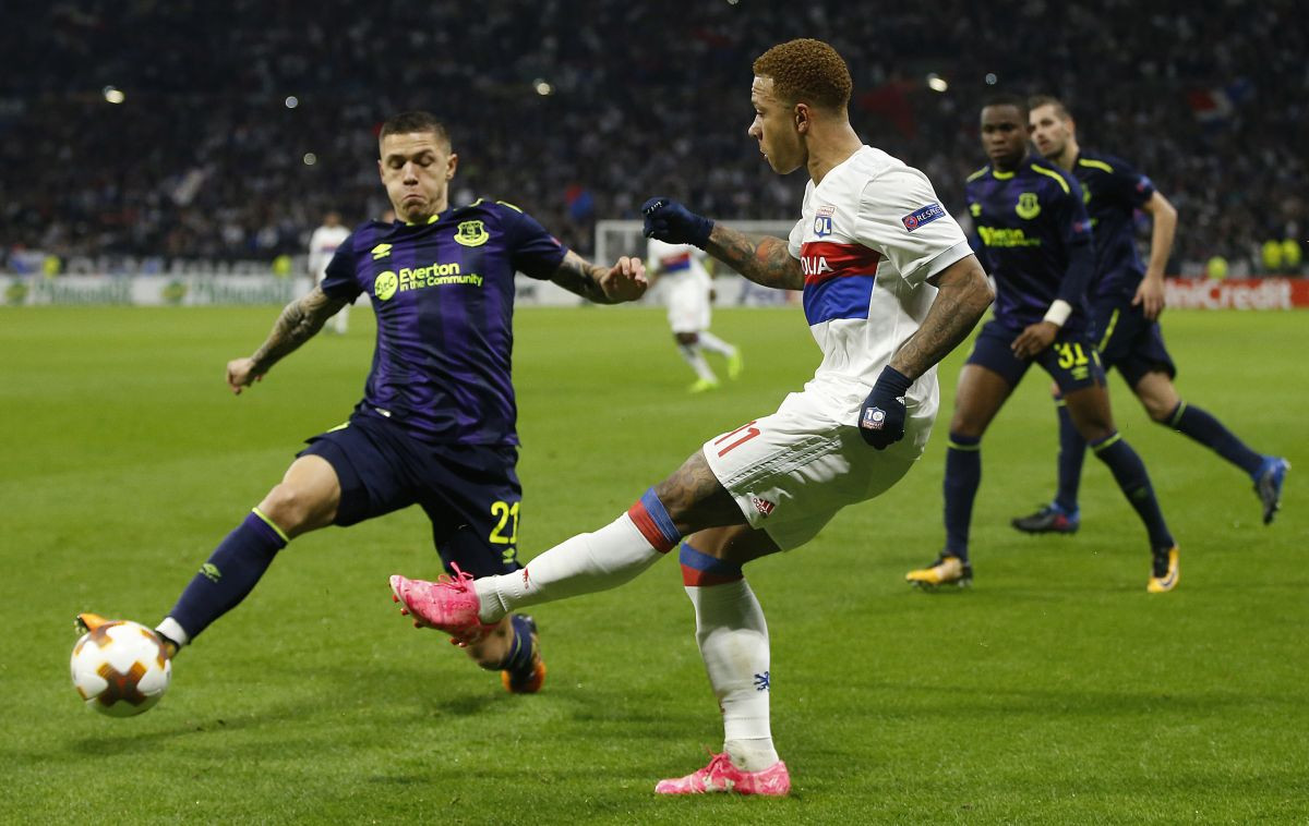 Everton dobija brojne ponude za Bešića Everton dobija brojne ponude za Bešića