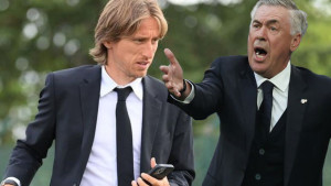 U žustrom razgovoru Carlo Ancelotti je Luki Modriću sve rekao u lice: "Gledaj, Luka..."