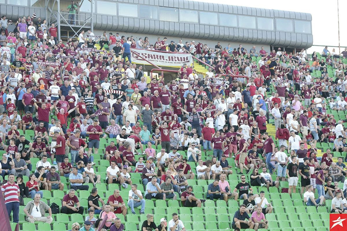 Gledatelji se uželjeli Premijer lige: Stadioni u 1. kolu lijepo ispunjeni 