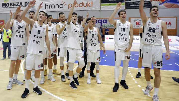 Partizan slavio protiv Trenta