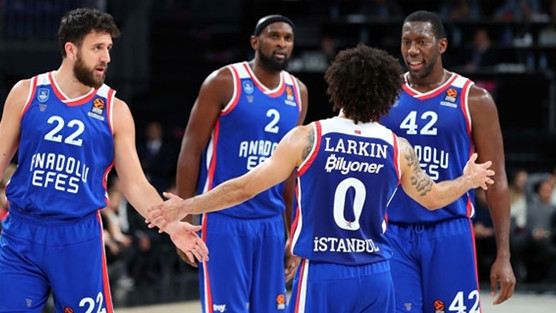 Efes nakon +19 do teške pobjede nad Zenitom