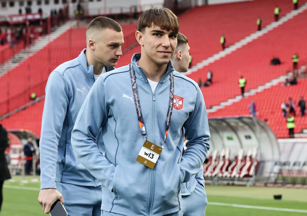 Crvena zvezda 'potpisala kapitulaciju' - Završen historijski transfer u Srbiji Crvena zvezda 'potpisala kapitulaciju' - Završen historijski transfer u Srbiji