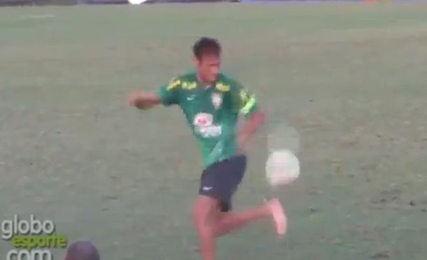 Neymar pokazao svoje freestyle čarolije