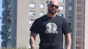 Ulični obračun legende završio teškim nokautom - Nije ni shvatio šta se desilo