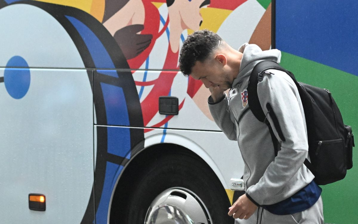 "Ukazala se zlatna prilika": Šuška se o šokantnom transferu Ivana Perišića, bio bi to hladan tuš! "Ukazala se zlatna prilika": Šuška se o šokantnom transferu Ivana Perišića, bio bi to hladan tuš!