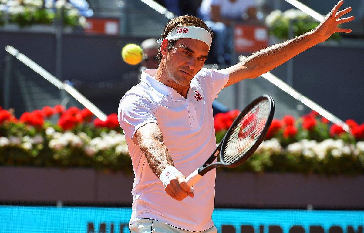 Roger Federer dobio prvi set s nulom, a zatim spašavao "živu glavu"