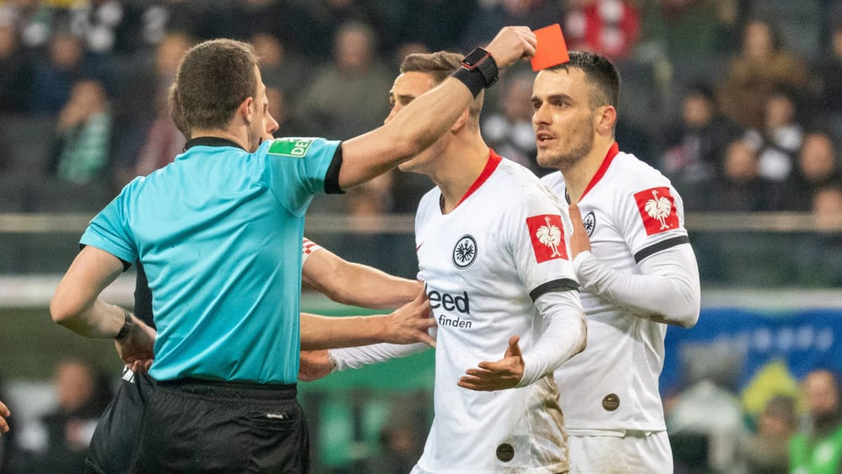 Ako Eintracht i dođe do finala, Filip Kostić neće imati pravo nastupa