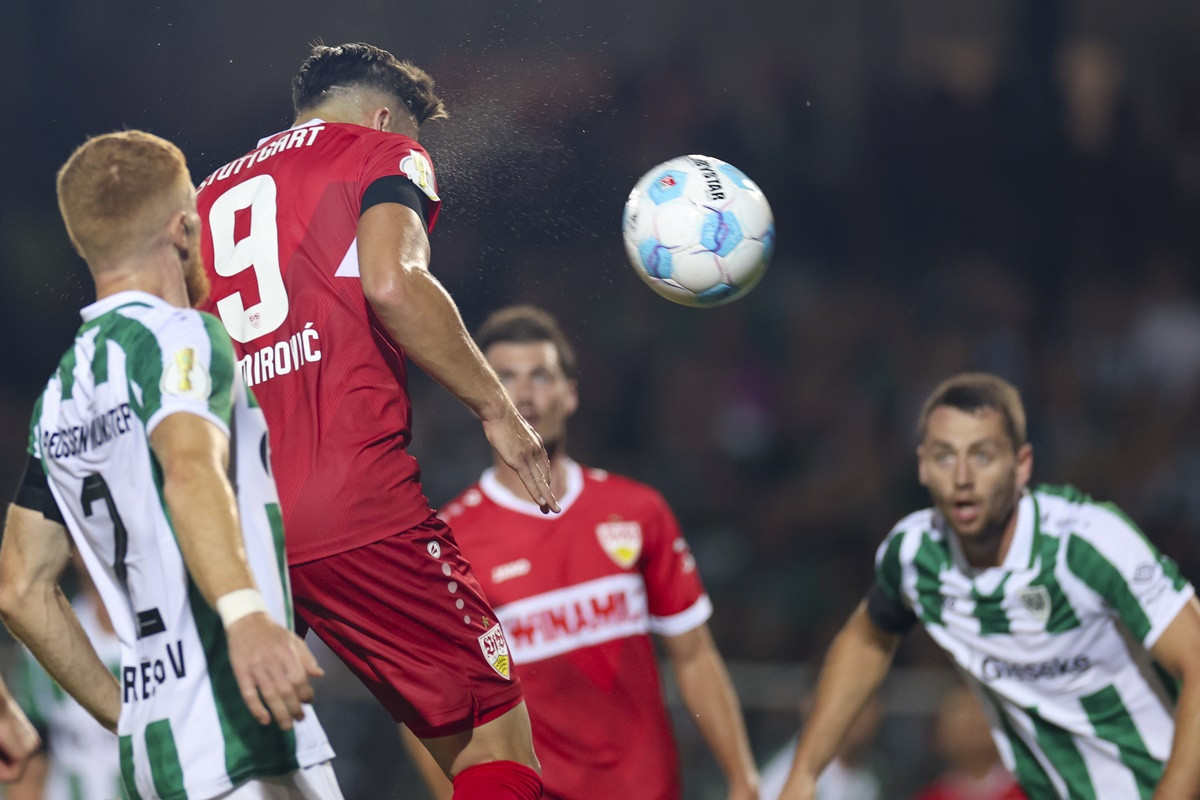 Demirović "stao", Gigović ponovo klupiran, Tabaković debitovao, a Borussia kiksala
