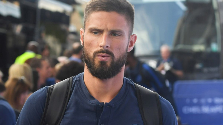 Giroud ostao u Chelseaju, pa ljutito poslao poruku čelnicima Intera