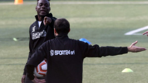 Balotelli avanturu u Monzi počeo odlično, a već uoči drugog meča stigao i prvi problem