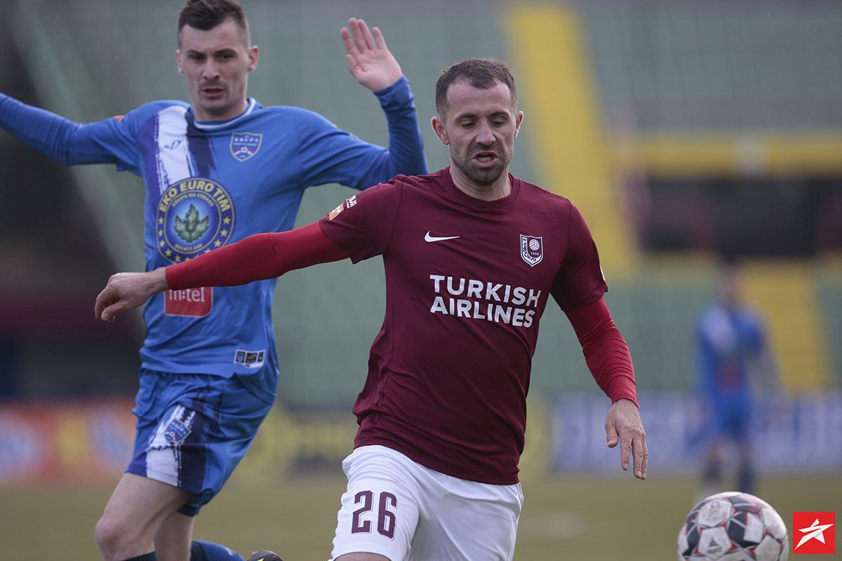 Bivši igrač Sarajeva nije zaboravio mještane Sapne tokom pandemije koronavirusa Bivši igrač Sarajeva nije zaboravio mještane Sapne tokom pandemije koronavirusa