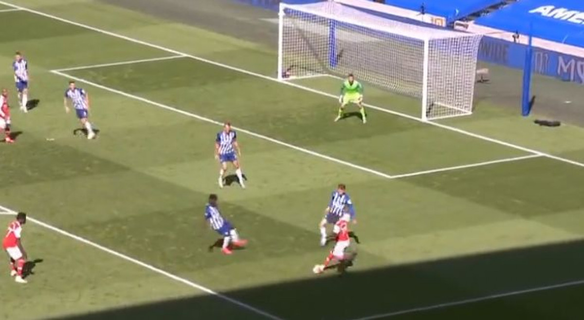 A, sad spektakl: Pepe postigao čudesan gol protiv Brightona!
