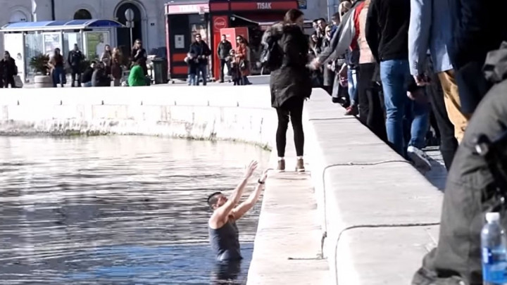 "U Splitu su nam prijetili klanjem, huligani su naše članove udarali šipkama"