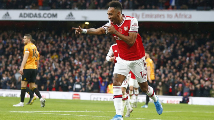 Arsenal dao suludo obećanje Aubameyangu samo da potpiše novi ugovor