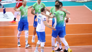 Odbojkaši Slovenije sjajno otvorili olimpijski turnir