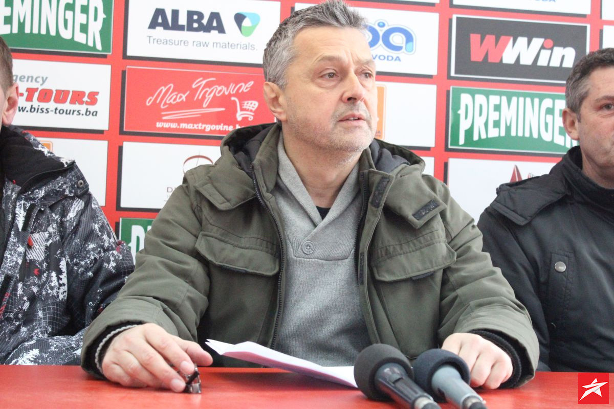 Bakir Šerbo ostaje na klupi Radnika iz Hadžića Bakir Šerbo ostaje na klupi Radnika iz Hadžića