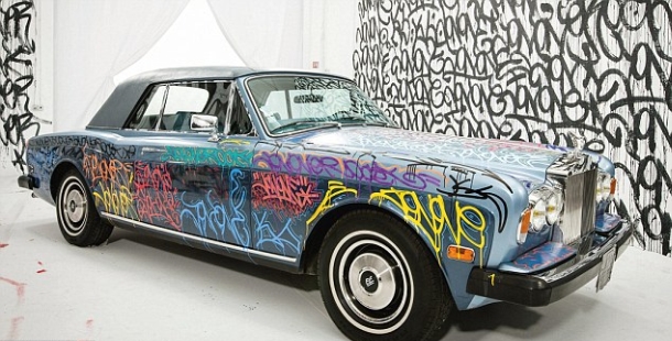 Cantona postavio svog Rolls Roycea na humanitarnu aukciju