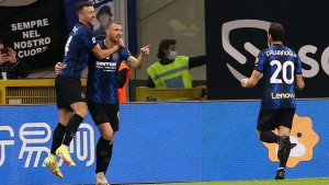 I UEFA danas piše o Džeki: "Jednostavno ne može prestati zabijati golove"