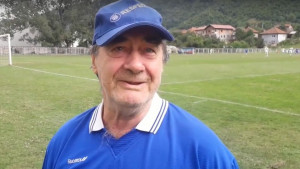 Legendarni navijač Famosa u suzama: Ovaj dres će sa mnom u mezar!