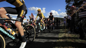 Tour de France: Slovenac Roglič vodeći i nakon 12. etape
