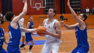 Sjećate li se Lukše Andrića? Bivši hrvatski reprezentativac se vratio na parket u 40. godini