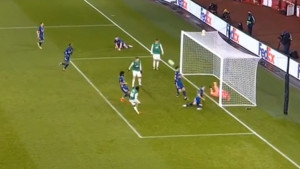 Kolašinac u dva navrata spektakularno odbranio gol Arsenala, a onda poludio na svoje saigrače