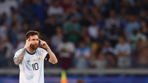 Messi izgubio živce zbog VAR-a: Sramotno je, dva puta ste nas zaje*bali!