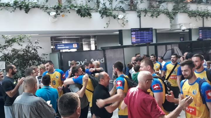 Stigli naši heroji!