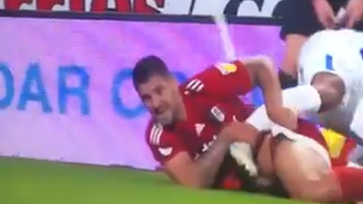 I Mitrović se bacio u glumce - one loše!