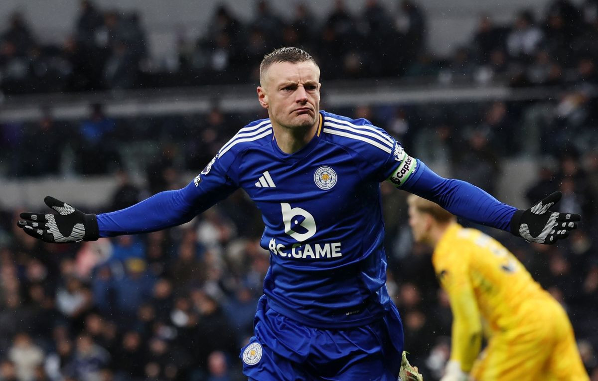 Jamie Vardy sa 38 godina pravi transfer karijere i potpisuje za engleskog velikana?! Jamie Vardy sa 38 godina pravi transfer karijere i potpisuje za engleskog velikana?!