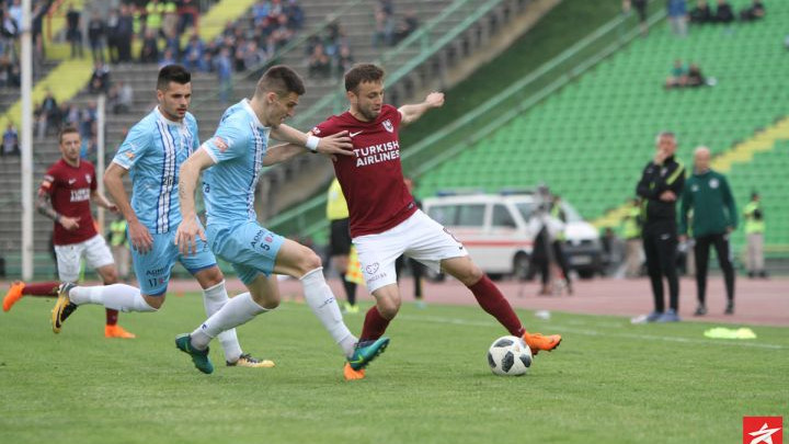 Fudbalsko razočarenje na Koševu: Velika nula u sarajevskom derbiju Fudbalsko razočarenje na Koševu: Velika nula u sarajevskom derbiju